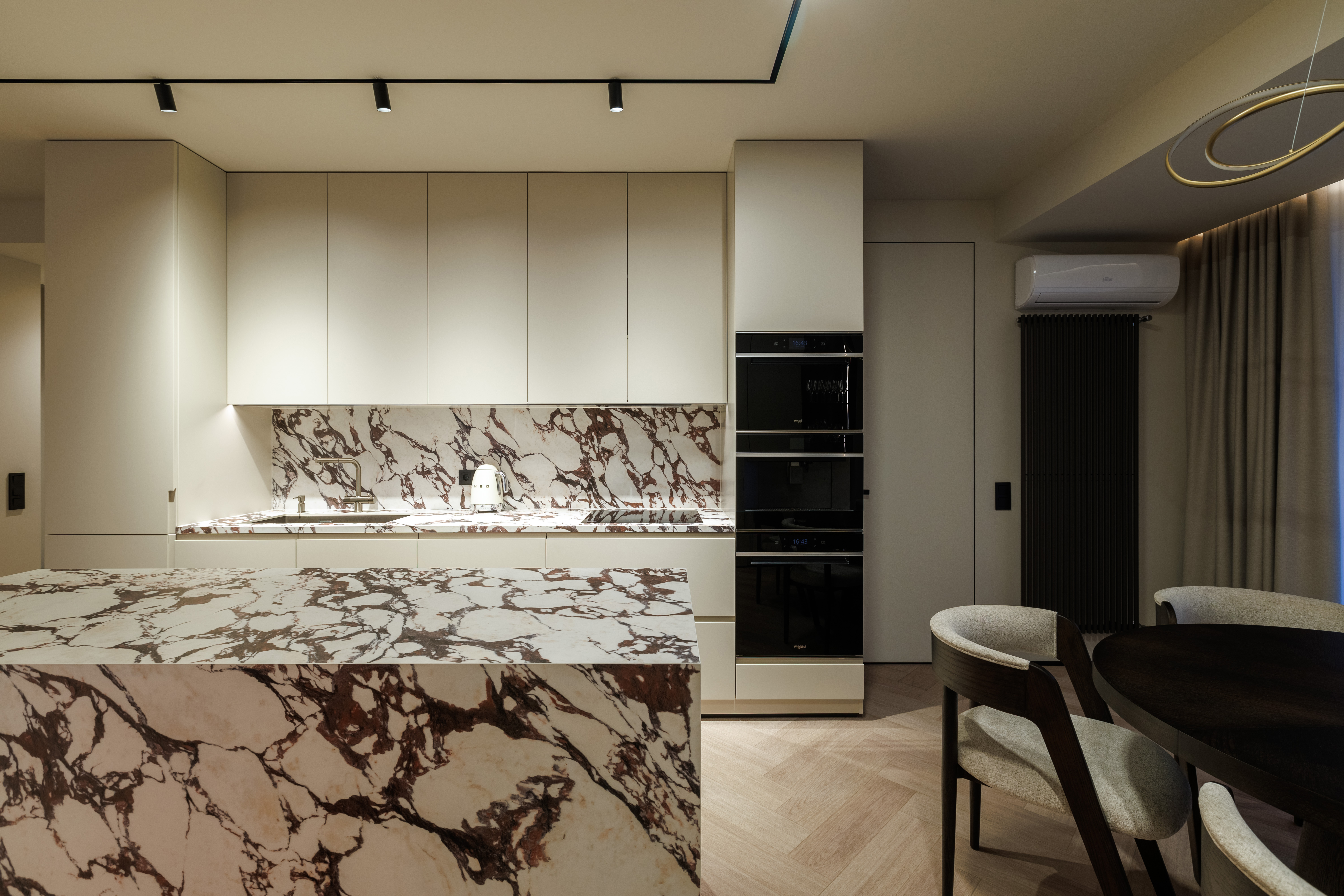 Apartament în stil CAPSULA